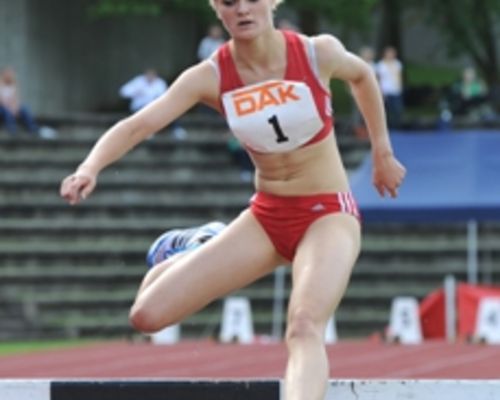 Jana Stefanie Hirschhäuser läuft<br>  bei der Junioren-DM zu Gold