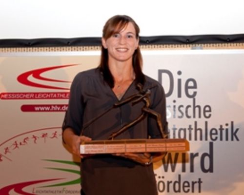 Claudia Rath mit HLV-Preis ausgezeichnet
