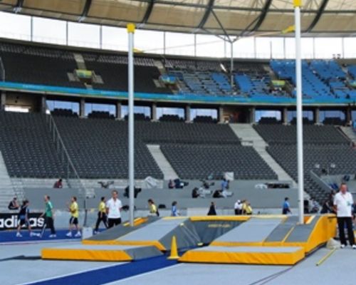 Sportanlage „Oberloh“ in Wehrheim bekommt eine neue Stabhochsprunganlage