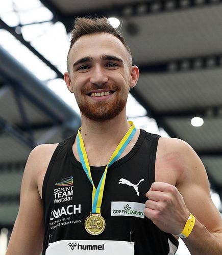 Die süddeutschen Hallen-Meisterschaften im Sportzentrum Kalbach endeten mit vier Titeln für die hessischen Männer. Zudem gab es beim Heimspiel noch drei Vizemeisterschaften sowie fünf dritte Plätze.