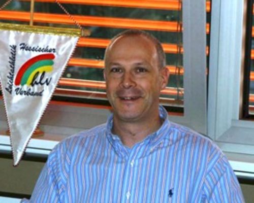 HLV-Geschäftsführer Seybold: „Wir müssen die Abhängigkeit von öffentlichen Mitteln reduzieren“