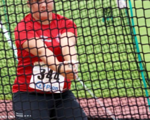 Carolin Paesler wirft in Halle 70,22 Meter