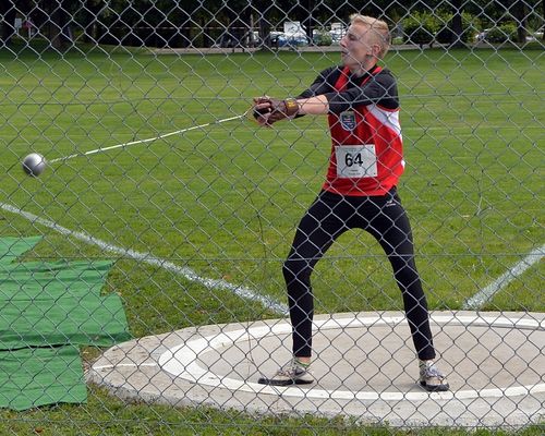 Kai Hurych wirft U16-Hessenrekord: 71,71 Meter 