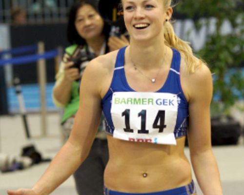 Xenia Stolz springt Hessenrekord: 6,74 Meter