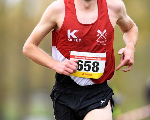 Hessenmeister Kilian Schreiner mischt beim Pforzheimer Cross mit