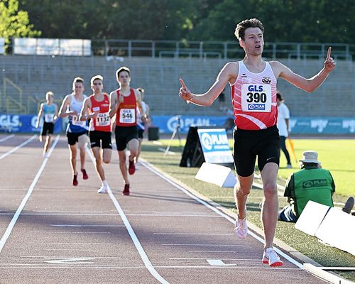 Schrick-Show über 1500 Meter - Diskusfinale auf internationalem Niveau - U18 Zehnkämpfer Schulze düpiert Hochsprung-Spezialisten - Hurych dominiert das Hammerwerfen