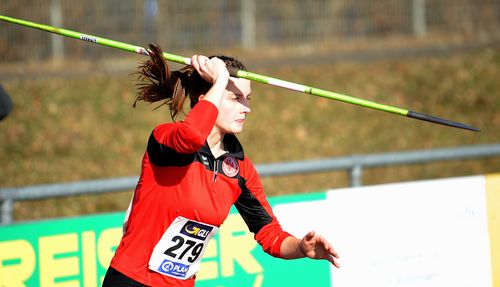 Winterwurf-DM: Lilly Urban krönt die HLV-Bilanz