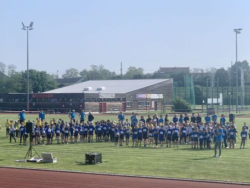 Mit Sonnenbrand und guter Laune: 25 neue C-Trainer Kinderleichtathletik im HLV