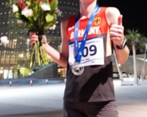 Nele Alder-Baerens vom USC Marburg läuft zu WM-Silber über 50 Kilometer