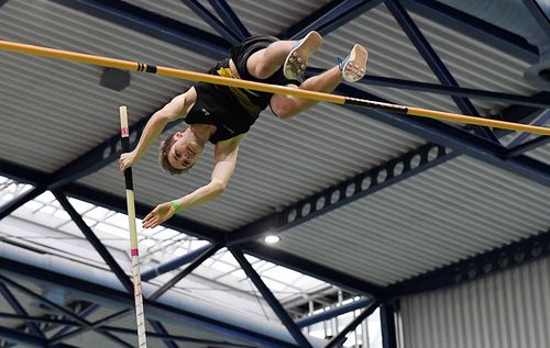 Die süddeutschen Hallen-Meisterschaften im Sportzentrum Kalbach endeten mit vier Titeln für die hessischen Männer. Zudem gab es beim Heimspiel noch drei Vizemeisterschaften sowie fünf dritte Plätze.