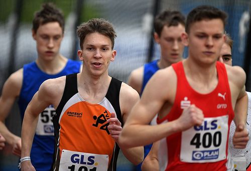 Mit gleich 20 Medaillen, darunter neun Titel, gab es für die hessischen Nachwuchs-Leichtathleten bei den deutschen Hallen- und Winterwurf Meisterschaften der U20 in Sindelfingen reichlich Edelmetall.