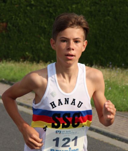 Tristan Kaufhold mit M14-Hessenrekord über 3000 Meter