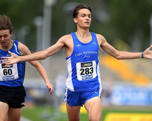 Deutsche Meisterschaften U23 (2. Tag): Oskar Schwarzer mit souveränem Titelgewinn über 800 Meter - Sven Wagner schrammt knapp an Gold über 1500 Meter vorbei - Bronze für Julius Hild (3000 Meter Hindernis), Jana-Marie Lowka (Speer) und Lisa Oed (5000 m)