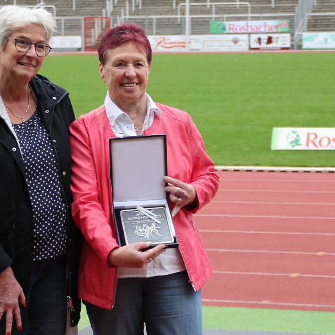 Anja Wolf-Blanke und Hannelore Herrmann