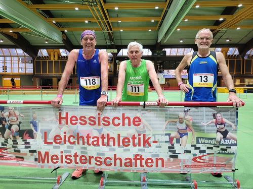 Kleiner Rahmen – gute Leistungen: Hessische Hallen-Meisterschaften der Senioren in Stadtallendorf erfolgreich stattgefunden