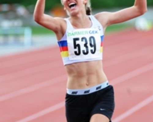 Lisa Oed deutsche Jugend-Hallenmeisterin, Nicola Ader mit Bestleistung Hochsprung-Fünfte