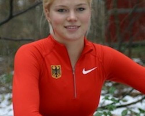 Lisa Jäsert gewinnt Team-Bronze bei Cross-EM
