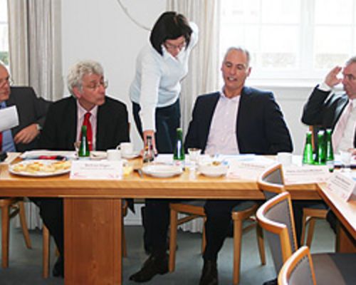Deutsche Meisterschaften 2011 in Kassel<br>  Organisationskomitee beschließt familienfreundliche Preise