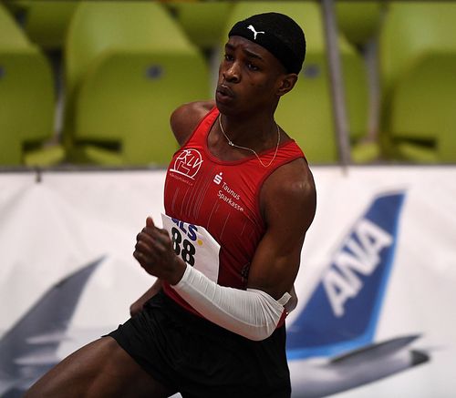 Mit gleich 20 Medaillen, darunter neun Titel, gab es für die hessischen Nachwuchs-Leichtathleten bei den deutschen Hallen- und Winterwurf Meisterschaften der U20 in Sindelfingen reichlich Edelmetall.