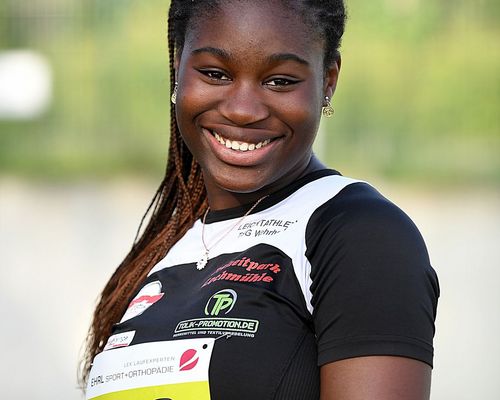 Milina Wepiwe knackt beim Abend-Sportfest in Darmstadt mit dem Diskus die Norm für die U18 Europameisterschaften in Jerusalem