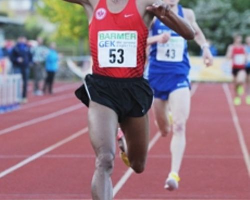 Tesfaye spurtet zum 10.000-Meter-Titel