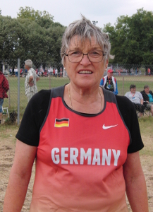 Senioren-WM: Zwei Titel und zwei Europarekorde für Hürdenläufer Rolf Bertram