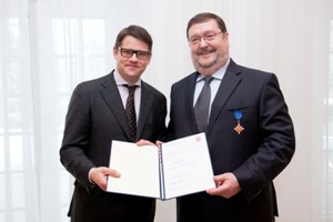 Hessischer Verdienstorden für Günter Eisinger