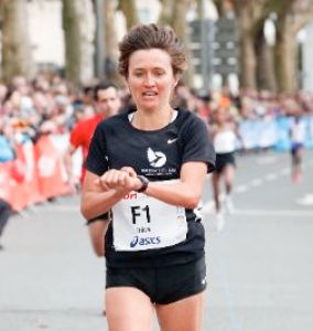 Irina Mikitenko bereit für den London-Marathon